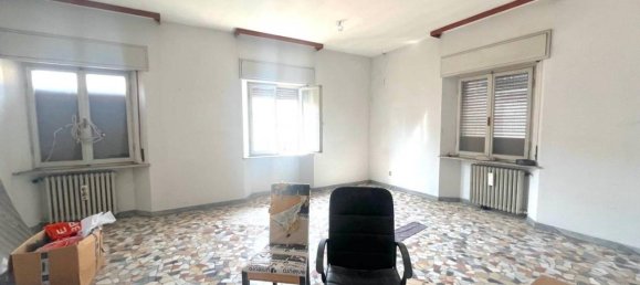 10 rooms Apartment in Rimini, Italy No. 24451 7