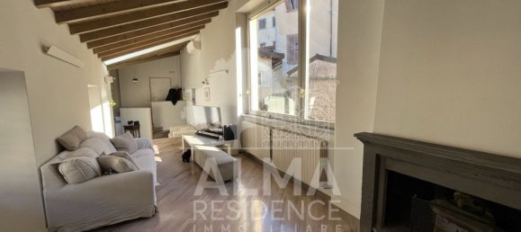 5 rooms Duplex in Bergamo, Italy No. 160919 4