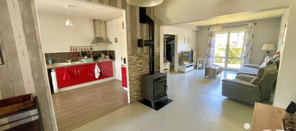 3 bedrooms House in Le Blanc, France No. 303720 3