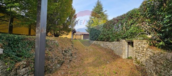 Villa de 18 habitaciónes en Olgiate Olona, Italy No. 165243 5