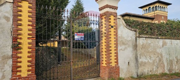 Villa de 18 habitaciónes en Olgiate Olona, Italy No. 165243 3