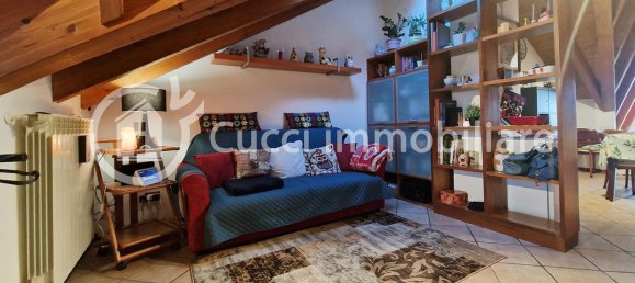 Квартира с 3 комнатами в Рончелло, Италия № 142563 2