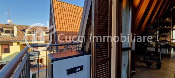 Квартира с 3 комнатами в Рончелло, Италия № 142563 12