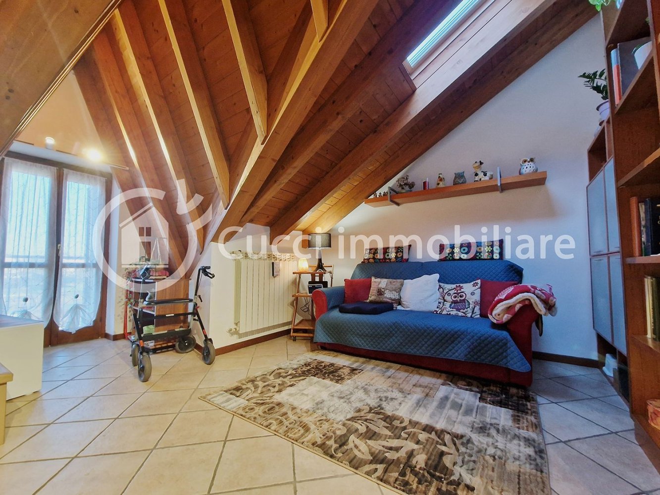 Квартира с 3 комнатами в Рончелло, Италия № 142563