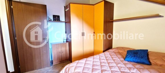 Квартира с 3 комнатами в Рончелло, Италия № 142563 25