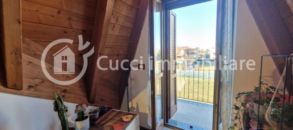 Квартира с 3 комнатами в Рончелло, Италия № 142563 15