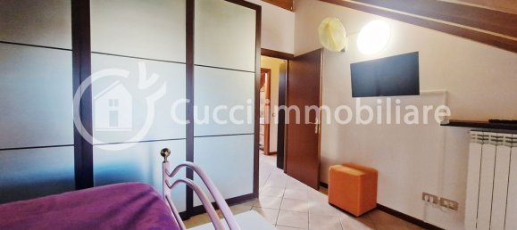 Квартира с 3 комнатами в Рончелло, Италия № 142563 22