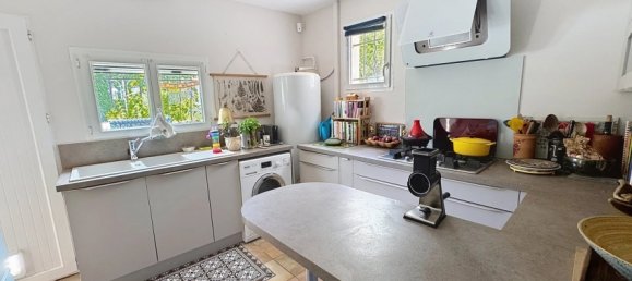 4 bedrooms Villa in Eure, France No. 279691 13