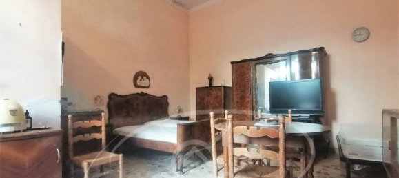 Studio in Foggia, Italy No. 150517 9