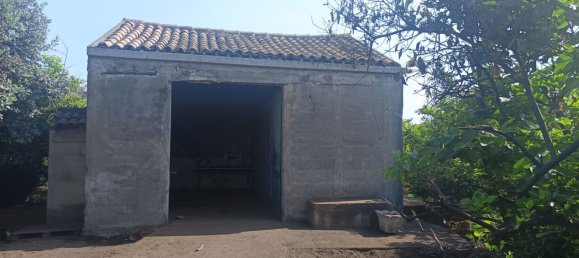  Land in Riposto, Italy No. 320608 2