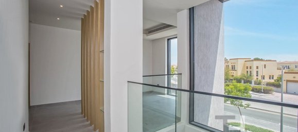 4 bedrooms Villa in Jumeirah Park, UAE No. 30541 17