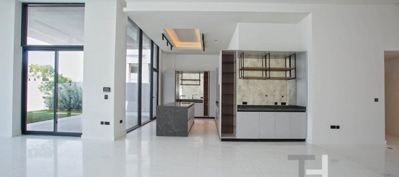 4 bedrooms Villa in Jumeirah Park, UAE No. 30541 11