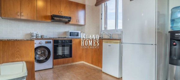 Дом с 4 спальнями в Паралимни, Кипр № 23919 14