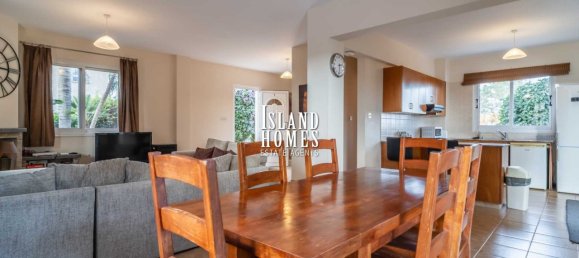 Дом с 4 спальнями в Паралимни, Кипр № 23919 4