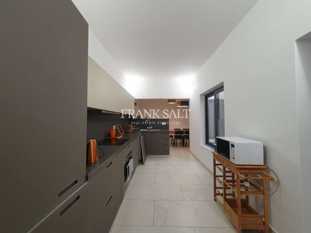 3 غرف نوم طابقين في Swieqi, Malta رقم 7629