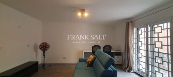 3 غرف نوم طابقين في Swieqi, Malta رقم 7629 5