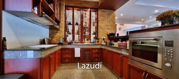 10 bedrooms Cafe / restaurant in Pattaya, Thailand No. 15348 10