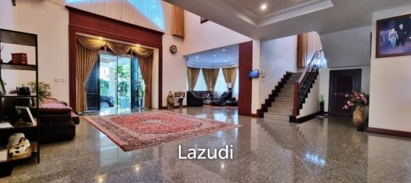 10 bedrooms Cafe / restaurant in Pattaya, Thailand No. 15348 8