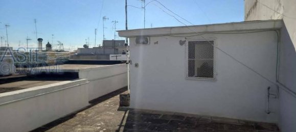 Apartamento de 2 dormitorios en Capurso, Italy No. 262805 28