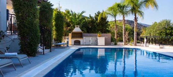 Вилла с 5 спальнями в Полис, Кипр № 82732 5