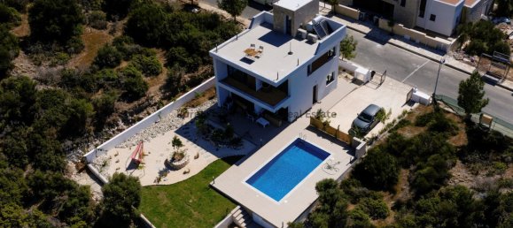 5 Schlafzimmer Villa in Paphos, Cyprus, Nr. 942 2