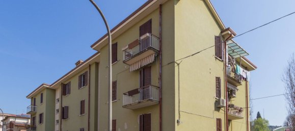 2 bedrooms Apartment in Verona, Italy No. 51426 9