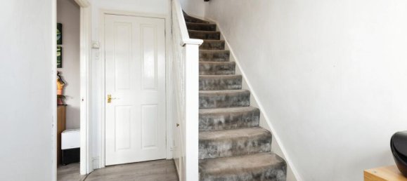 3 Schlafzimmer Haus in Banstead, United Kingdom, Nr. 8064 7