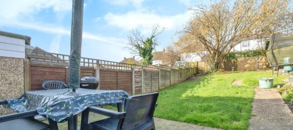 3 Schlafzimmer Haus in Banstead, United Kingdom, Nr. 8064 13