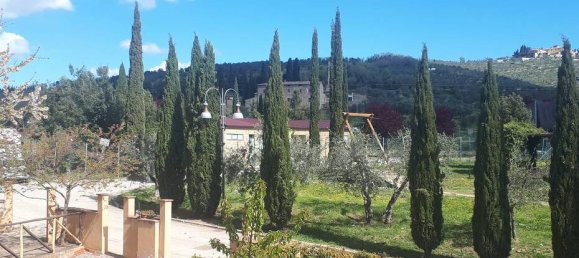 Apartamento de 3 dormitorios en Gaiole in Chianti, Italy No. 90217 10