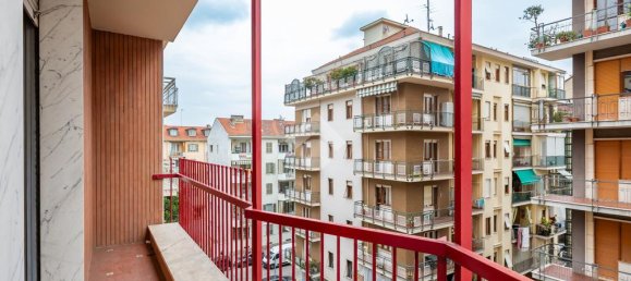 2 Schlafzimmer Wohnung in Turin, Italy, Nr. 54385 19