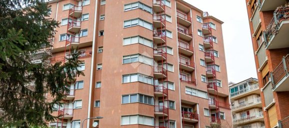 2 Schlafzimmer Wohnung in Turin, Italy, Nr. 54385 2