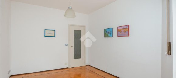 2 Schlafzimmer Wohnung in Turin, Italy, Nr. 54385 20