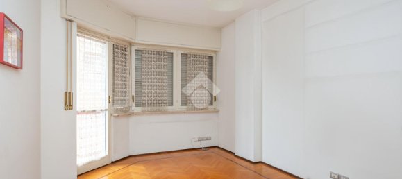 2 Schlafzimmer Wohnung in Turin, Italy, Nr. 54385 13