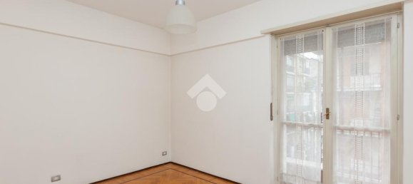 2 Schlafzimmer Wohnung in Turin, Italy, Nr. 54385 14