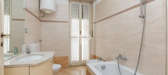 2 Schlafzimmer Wohnung in Turin, Italy, Nr. 54385 17
