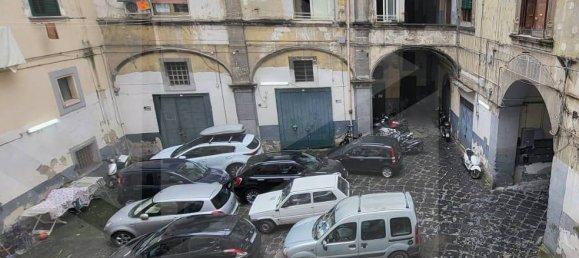Propiedad comercial de 2 habitaciónes en Naples, Italy No. 20186 5