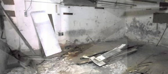 Propiedad comercial de 2 habitaciónes en Naples, Italy No. 20186 12