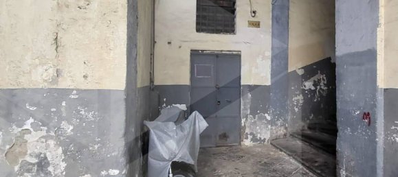 Propiedad comercial de 2 habitaciónes en Naples, Italy No. 20186 6