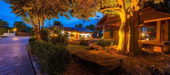 5 bedrooms Cafe / restaurant in Hua Hin, Thailand No. 6384 8