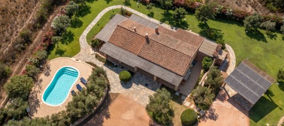 4 bedrooms Villa in Olbia, Italy No. 58727 14