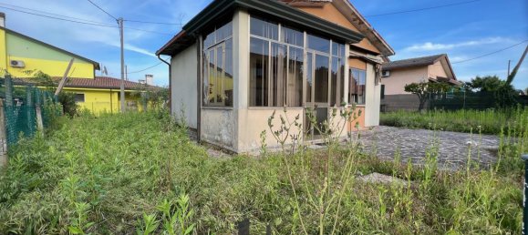 Дом с 3 комнатами в Стра, Италия № 29963 4