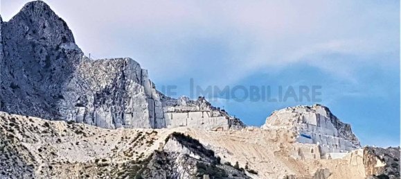 3 rooms Office in Carrara, Italy No. 76096 19