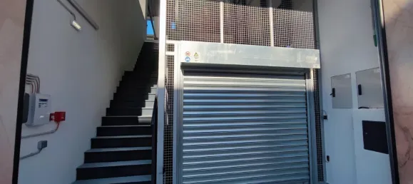 464m² Warehouse in Loures, Portugal No. 88267 17