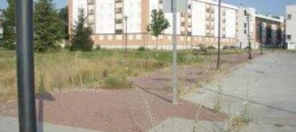 686m² Land in Arevalo, Spain No. 68929 3