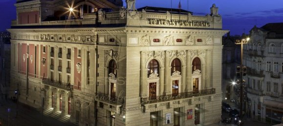 9 bedrooms Building in Porto, Portugal No. 114003 7