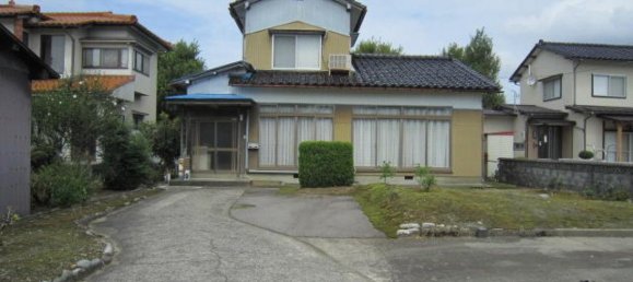 5 bedrooms House in Hatoyama, Japan No. 614 2