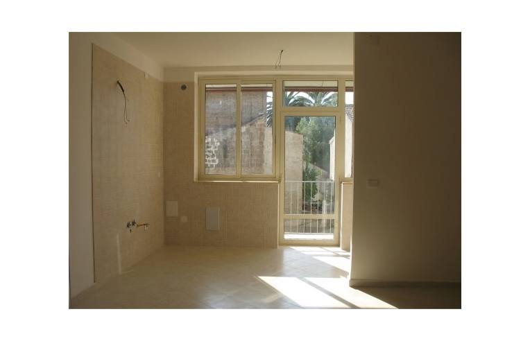 Edificio de 3 habitaciónes en Caserta, Italy No. 255143