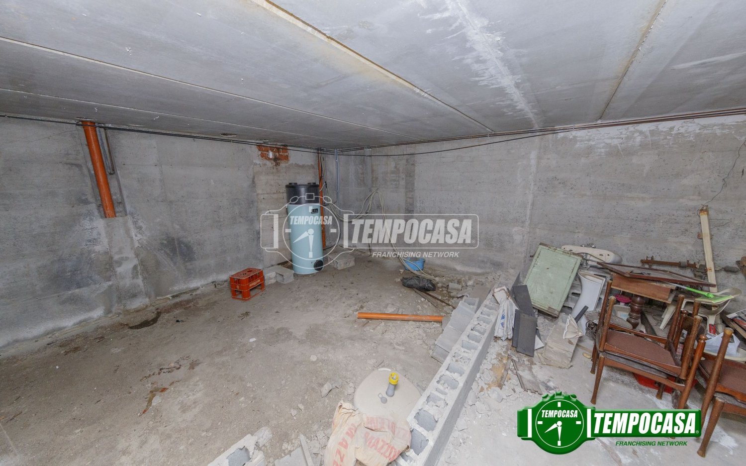 4 rooms Villa in Noviglio, Italy No. 258151