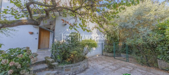4 rooms Villa in Noviglio, Italy No. 258151 13