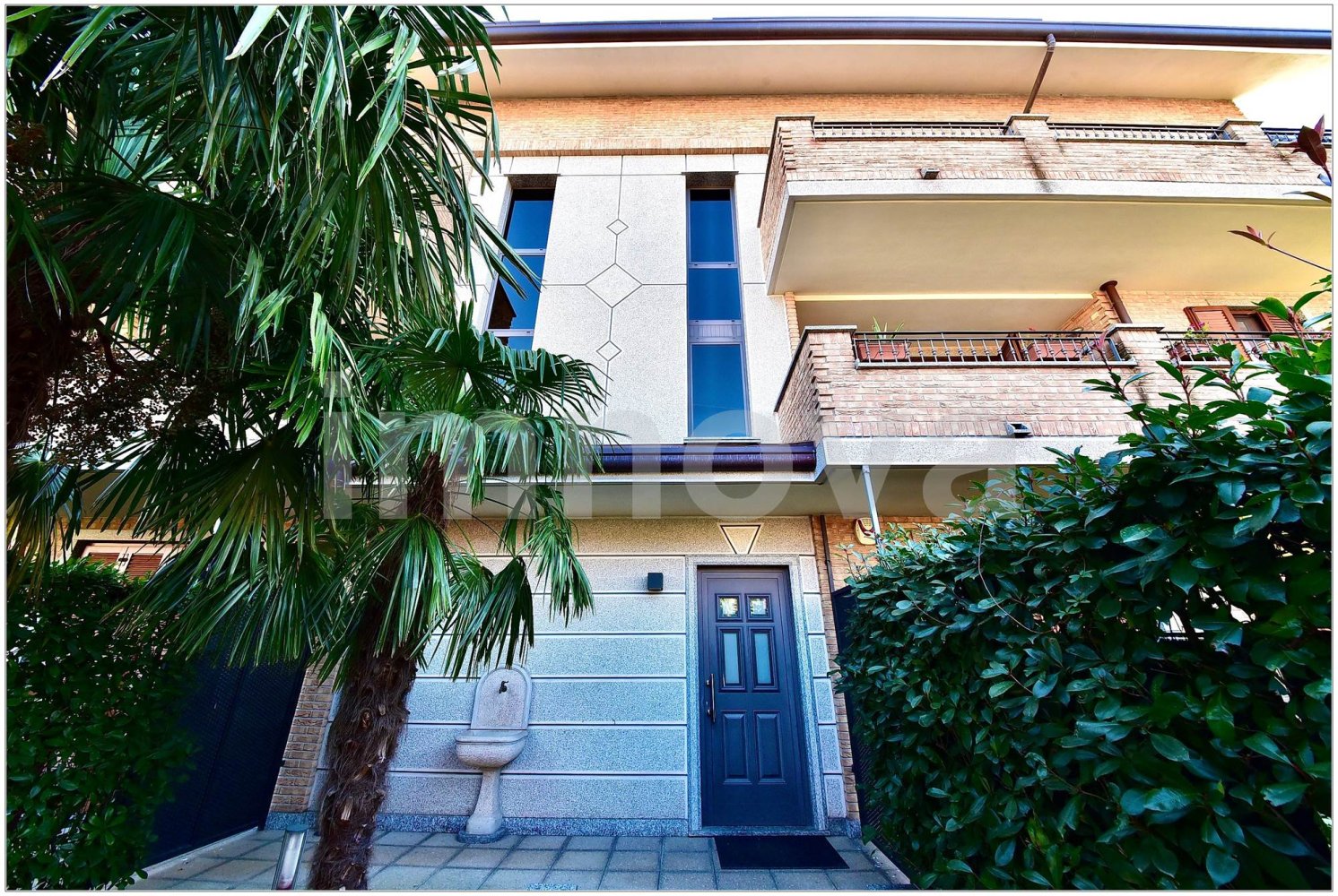 3 bedrooms Apartment in Cesano Maderno, Italy No. 132433